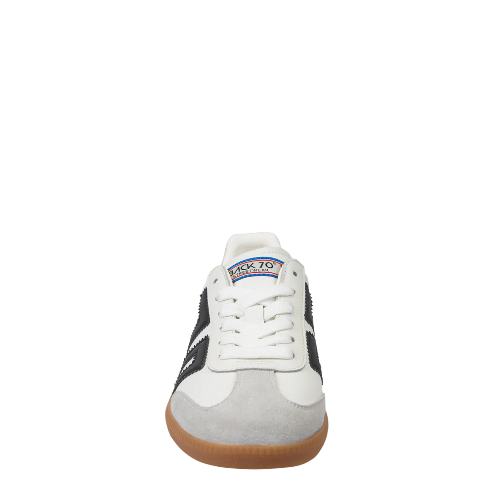 CLOUD WHITE BLACK SNEAKER